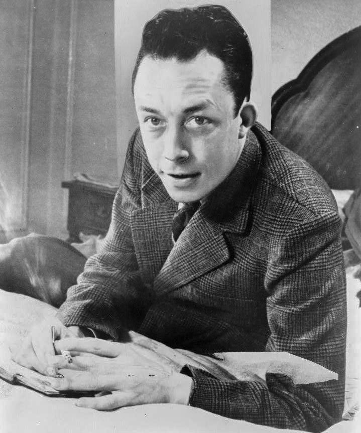 Albert Camus (1957) — francusko-algierski pisarz, filozof absurdu i buntu, laureat Nagrody Nobla 1957 · źródło: United Press International, Wikimedia Commons, domena publiczna