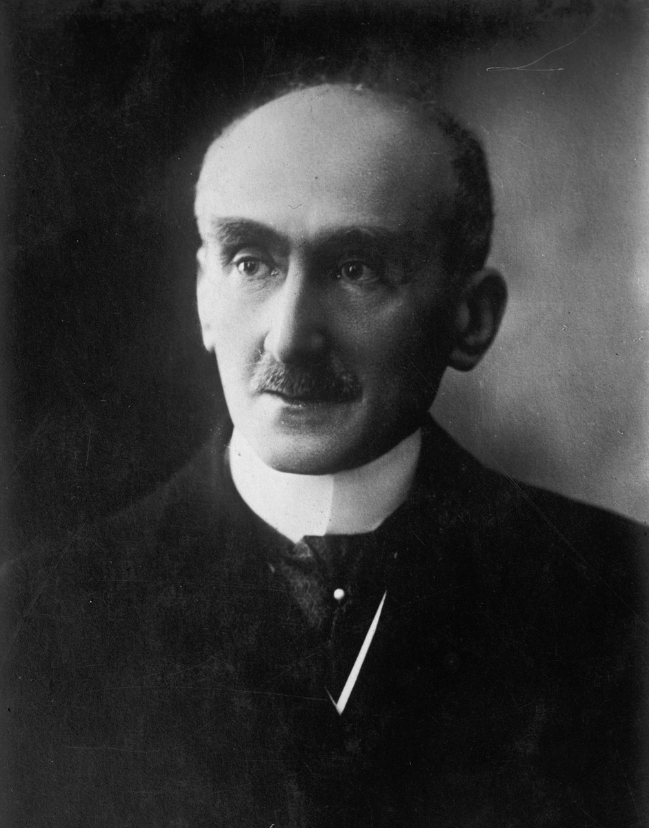 Henri Bergson — francuski filozof intuicji i élan vital, patron impresjonizmu literackiego (fotografia portretowa) · źródło: Henri Manuel, Wikimedia Commons, domena publiczna