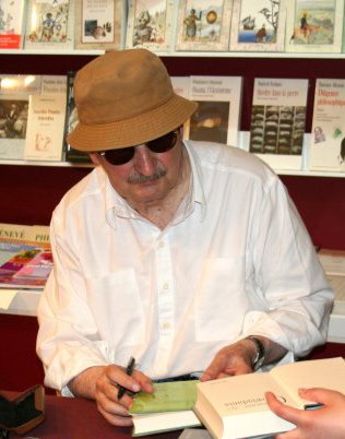 Sławomir Mrożek (2006) — dramaturg i satyryk, autor „Tanga” · źródło: Michał Kobyliński, Wikimedia Commons, CC BY-SA 2.5