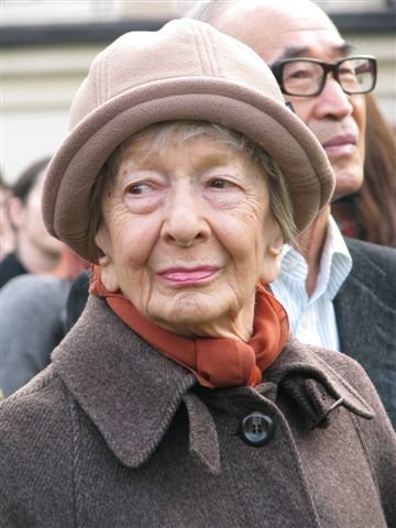 Wisława Szymborska (Kraków, 2009) — poetka filozoficznej ironii, laureatka Nagrody Nobla 1996 · źródło: Mariusz Kubik, Wikimedia Commons, CC BY 3.0