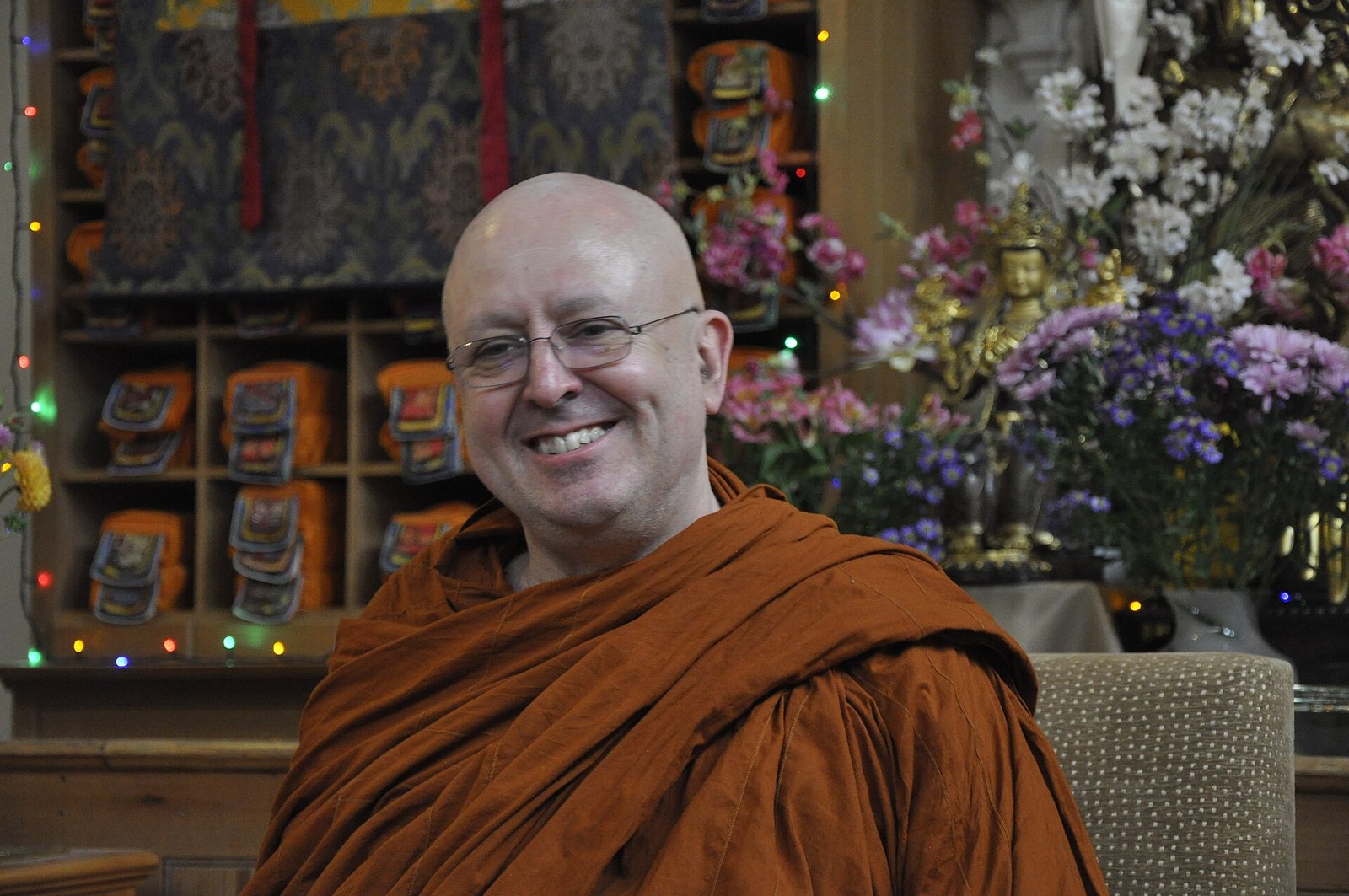 Ajahn Brahm — brytyjski mnich buddyjskiej tradycji leśnej · źródło: fot. Daniela Albers, Wikimedia Commons, copyrighted free use