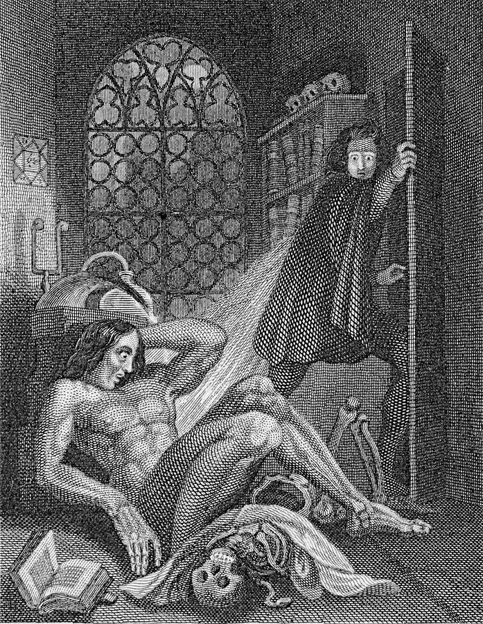 Frontyspis wydania Frankensteina z 1831 roku (rycina Theodora von Holsta): ożywiony stwór podnosi się z podłogi wśród porzuconych narzędzi i czaszki, a Wiktor ucieka za drzwi · źródło: Wikimedia Commons, domena publiczna