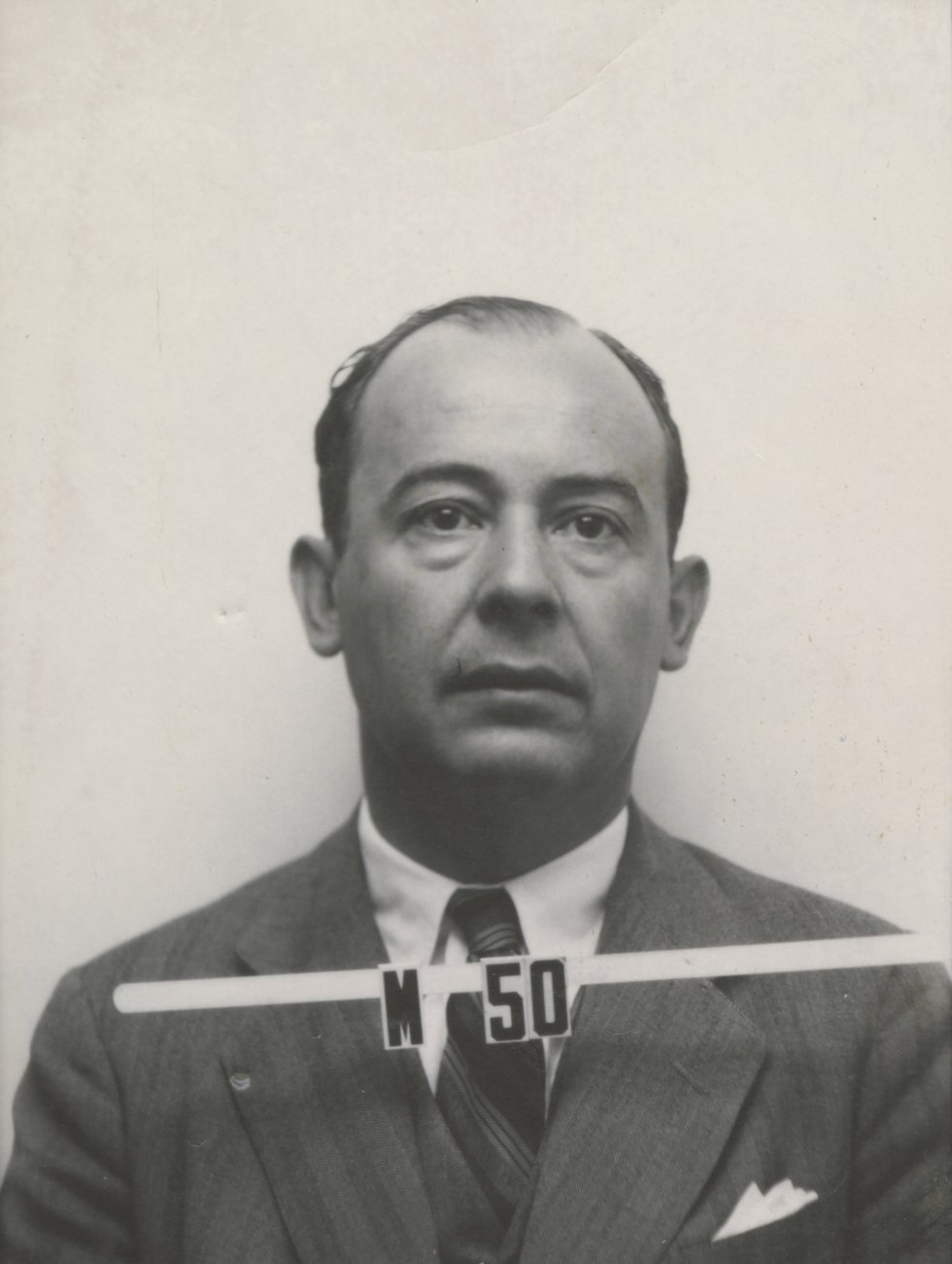 John von Neumann — zdjęcie z identyfikatora Los Alamos · źródło: Los Alamos National Laboratory, Wikimedia Commons, domena publiczna